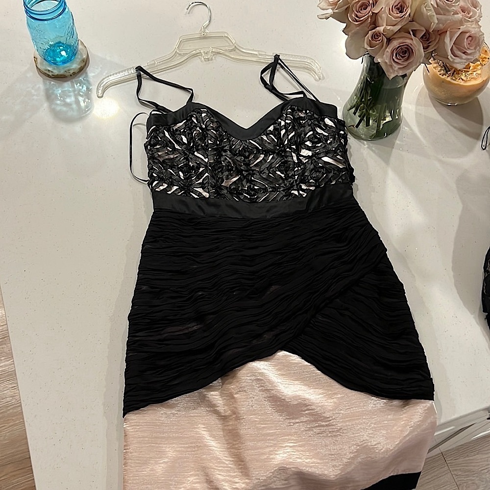 Vintage early 2000s  dress that looks like 90s inspired great condition small